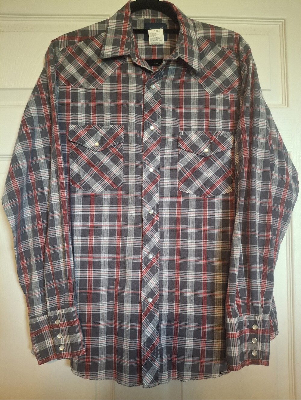 Wrangler Men's Plaid Western Pearl Snap Long Sleeve Shirt